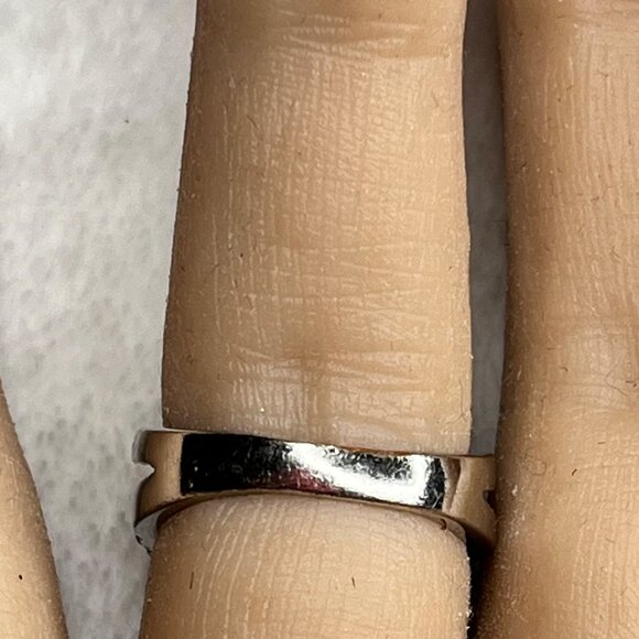 Floral Cluster Ring With Orange & Clear Gemstones In Silver Setting size 6 - Picture 3 of 8